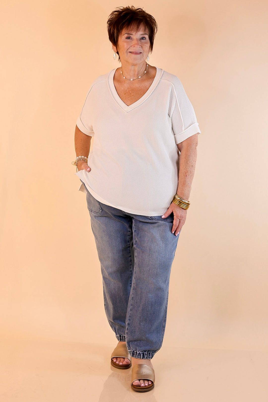 Daily Perfection Short Sleeve V Neck Top in Off White