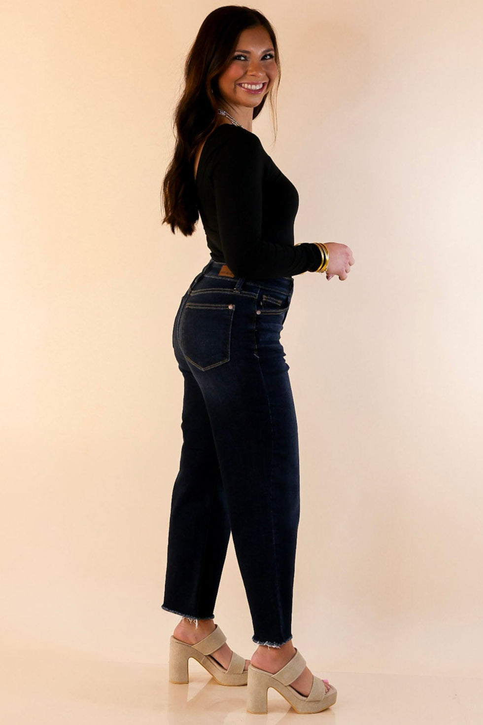 Judy Blue | Simple and Stylish Cropped Wide Leg Jean in Dark Wash