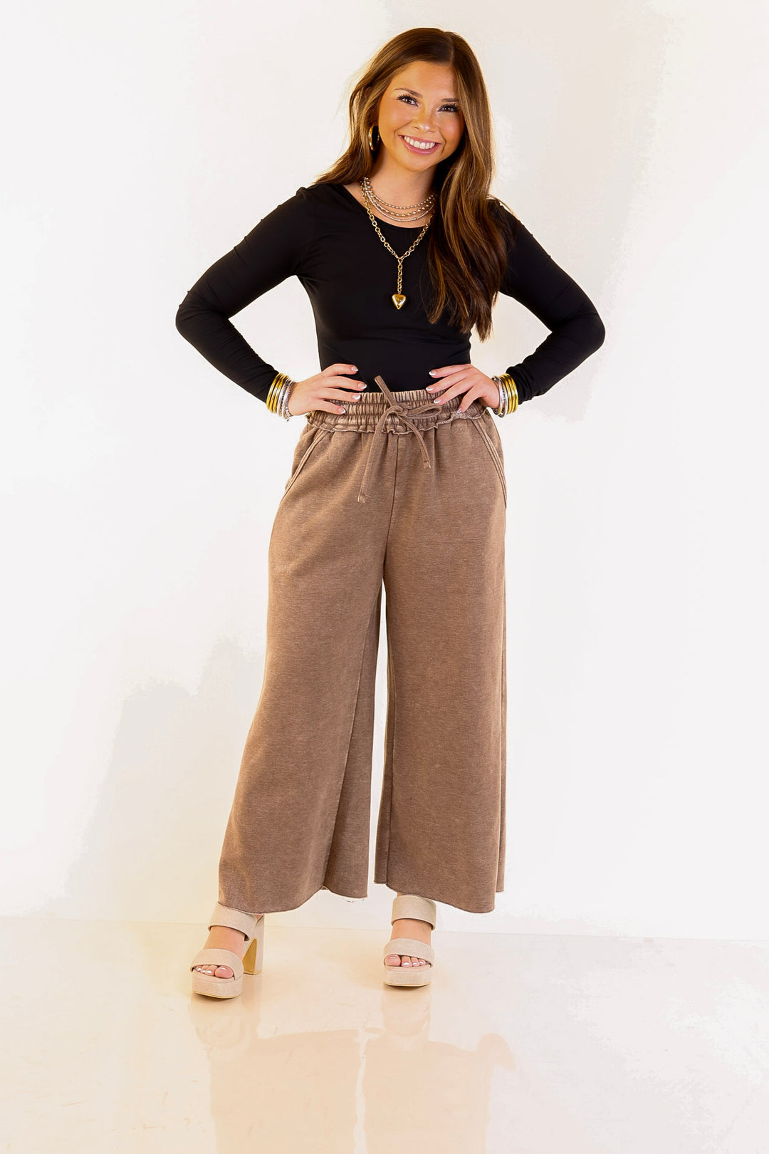 Cozy Girl Cropped Acid Washed Drawstring Pant in Brown