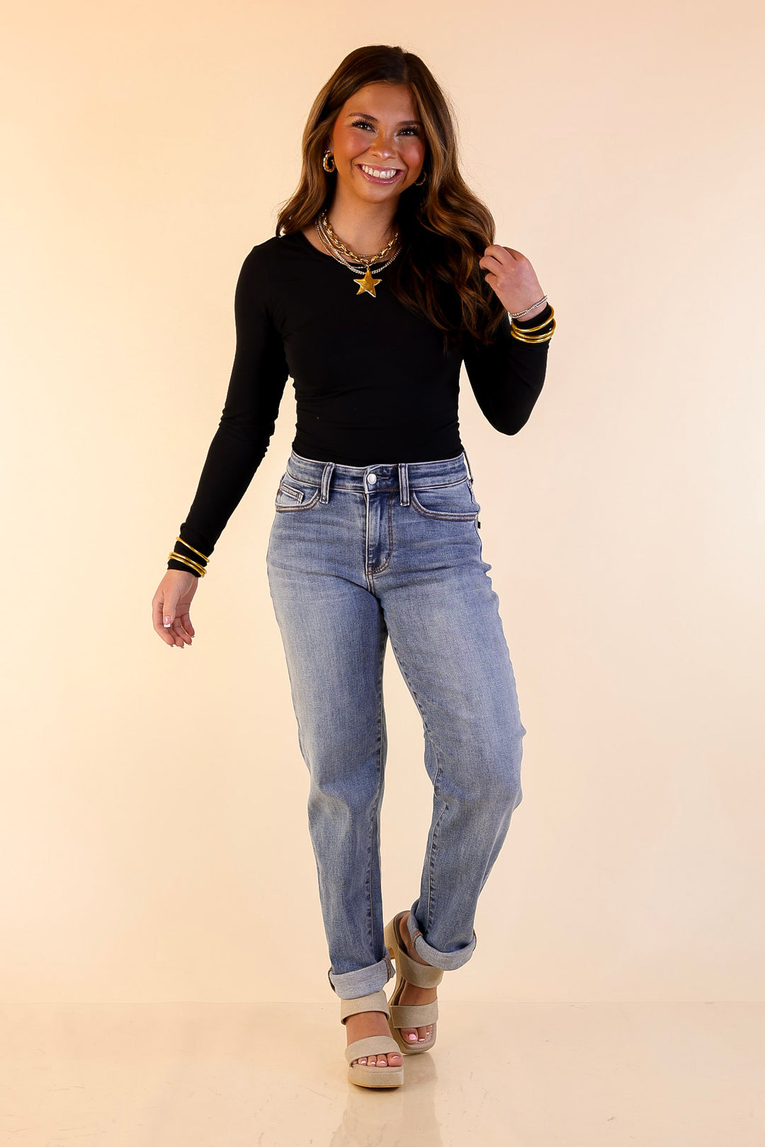 Judy Blue | Cool and Collected Boyfriend Denim Jeans in Medium Wash