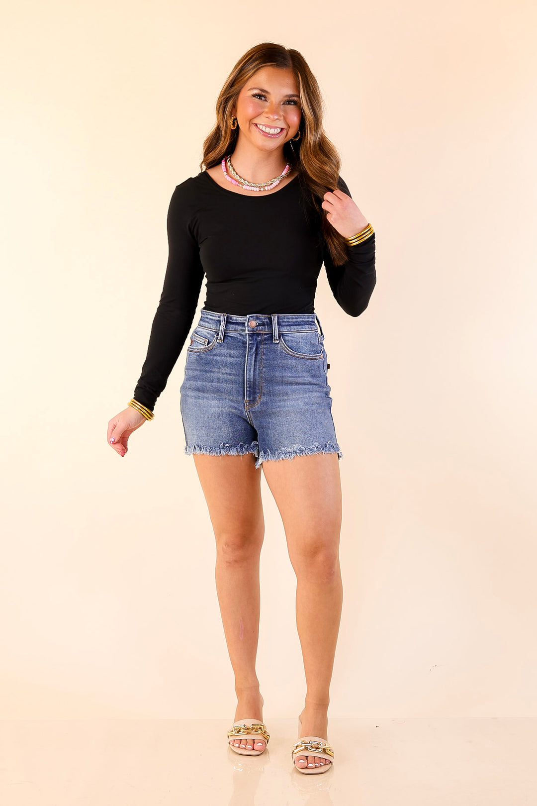 Judy Blue | Casually Cool Frayed Hem Denim Shorts in Dark Wash