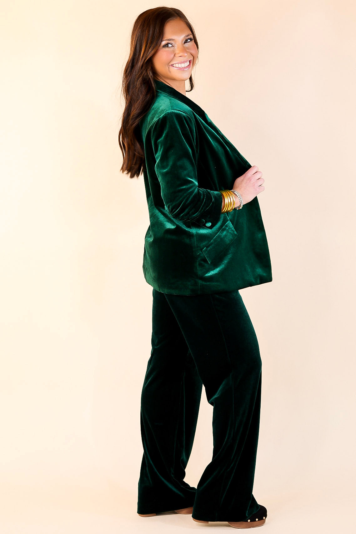 Chic Arrival 3/4 Sleeve Velvet Blazer in Green