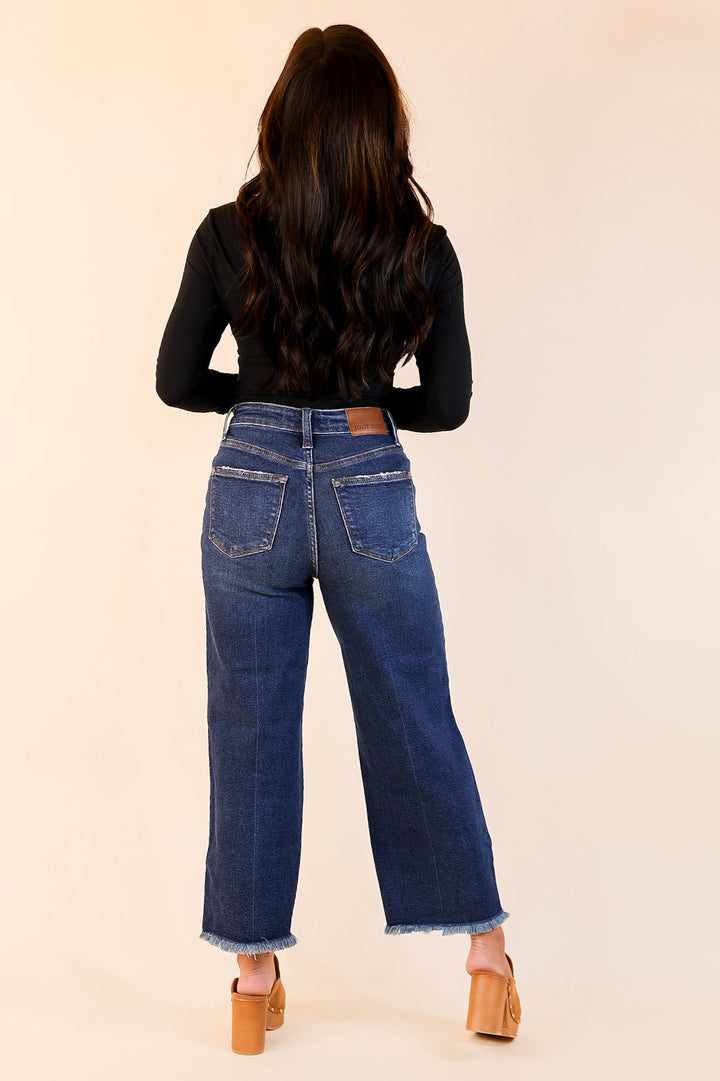 Judy Blue | Lead the Way Button Fly Cropped Wide Leg Jean with Destroy Hem in Medium Wash