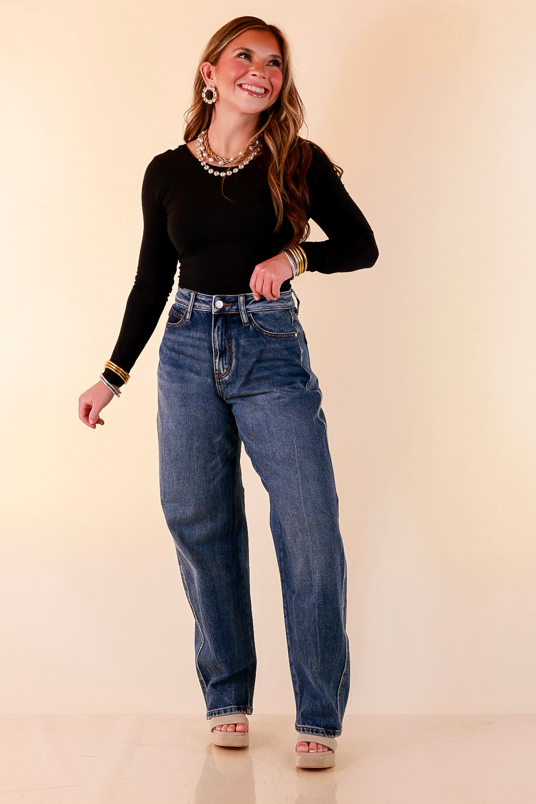 Judy Blue | Everyday Favorite Rigid Magic Marlow Arc Relaxed Wide Leg Barrel Jeans in Dark Weathered Indigo Wash