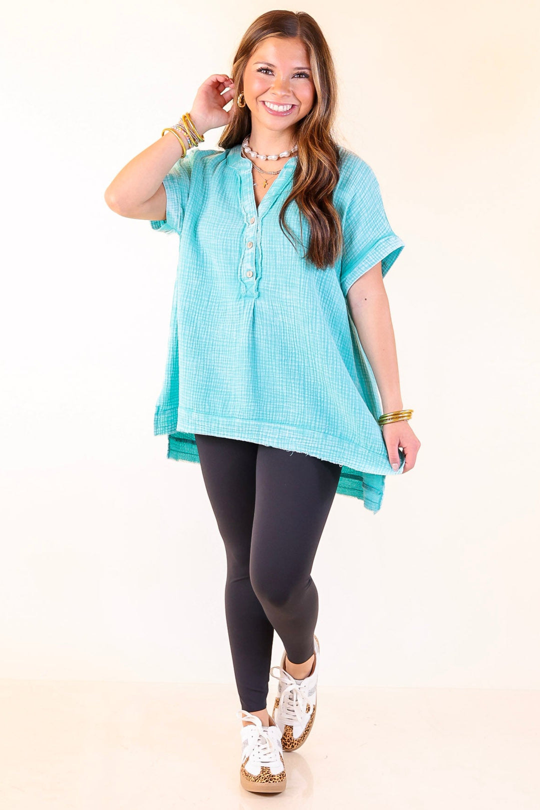 Simple Statement Quarter Button Up Short Drop Sleeve Shirt in Turquoise Blue
