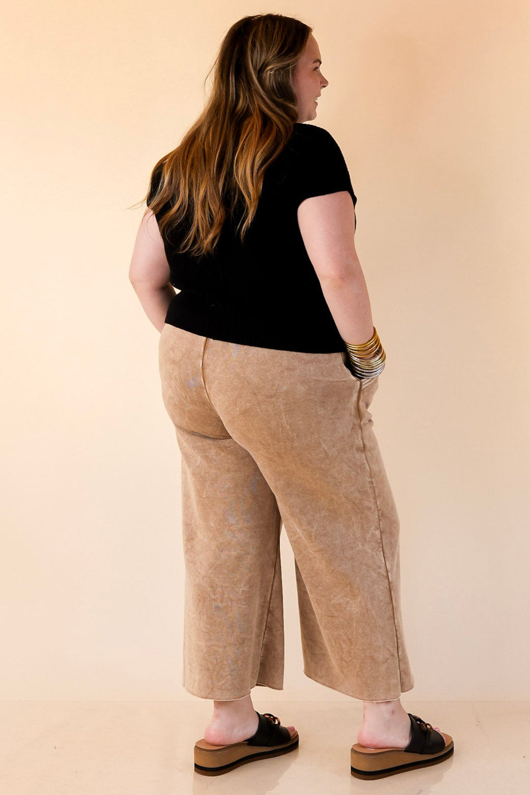 Cozy Girl Cropped Acid Washed Drawstring Pant in Caramel Brown