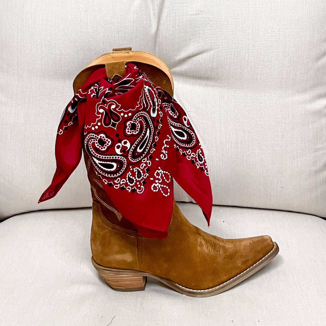 Gig'Em Embroidered Bandana in Maroon