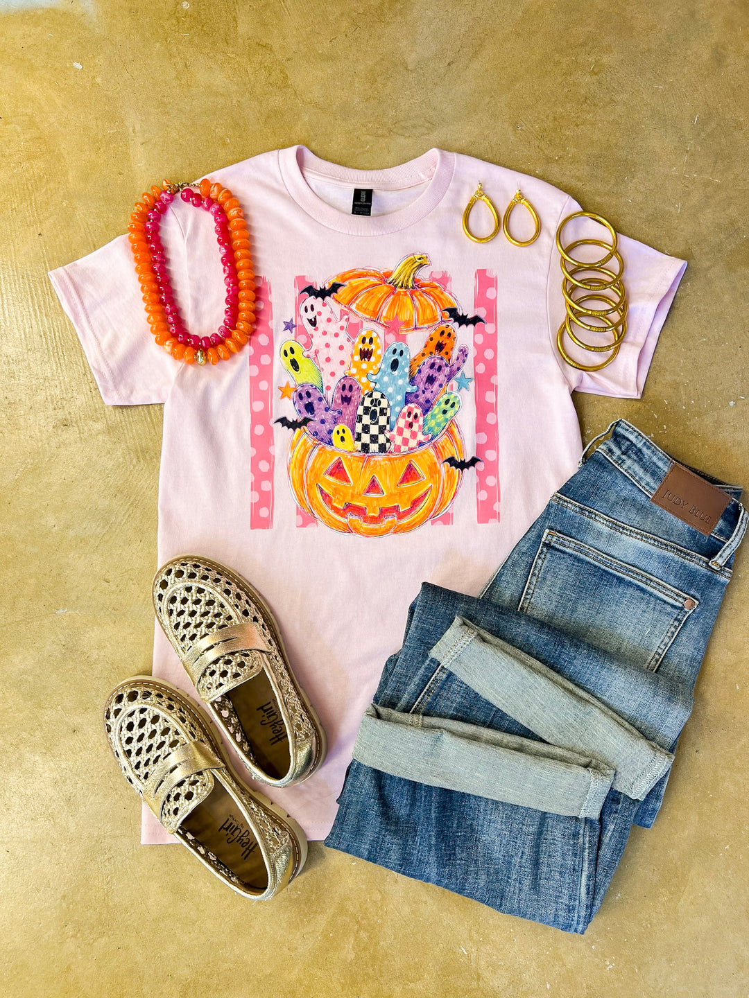 Pick of the Patch Colorful Ghost &amp; Jack-O’-Lantern Halloween Graphic Tee in Light Pink