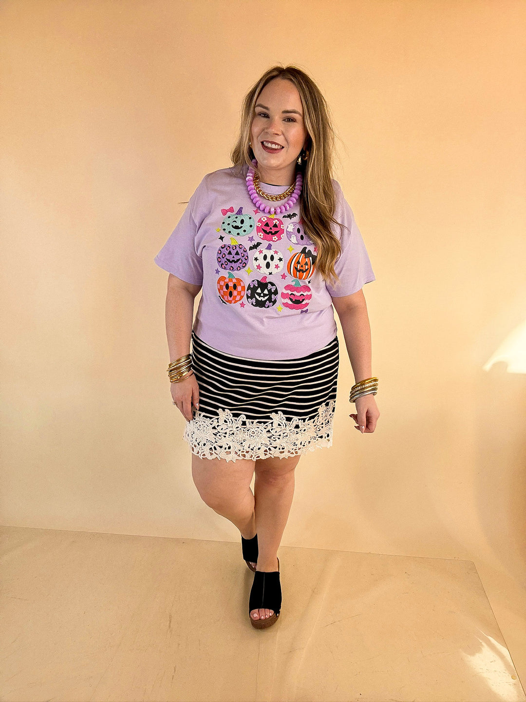 The Pumpkin Club Colorful Jack-O’-Lantern Halloween Graphic Tee in Lavender Purple