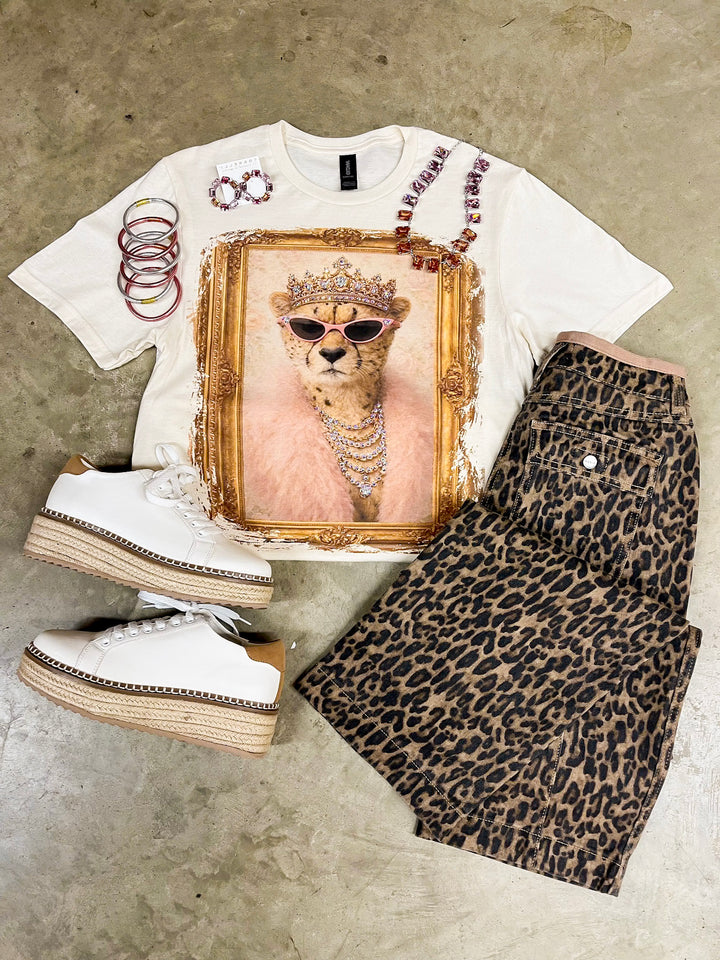 Queen Cat Glam Cheetah Short Sleeve Graphic Tee with Crystals in Cream