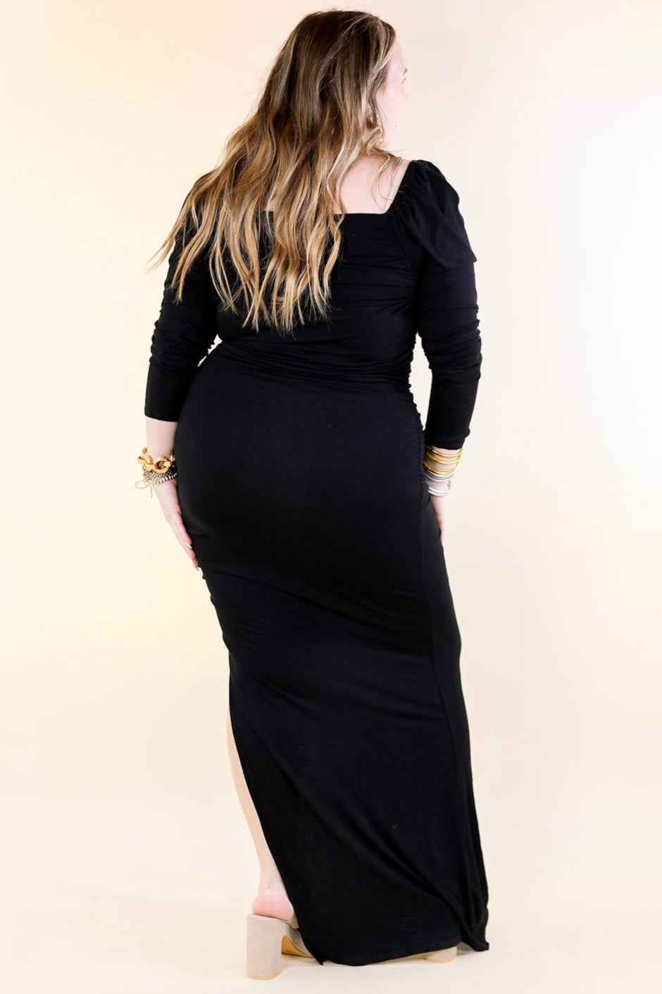 Classy Girl Long Sleeve Sweetheart Neckline Maxi Dress in Black