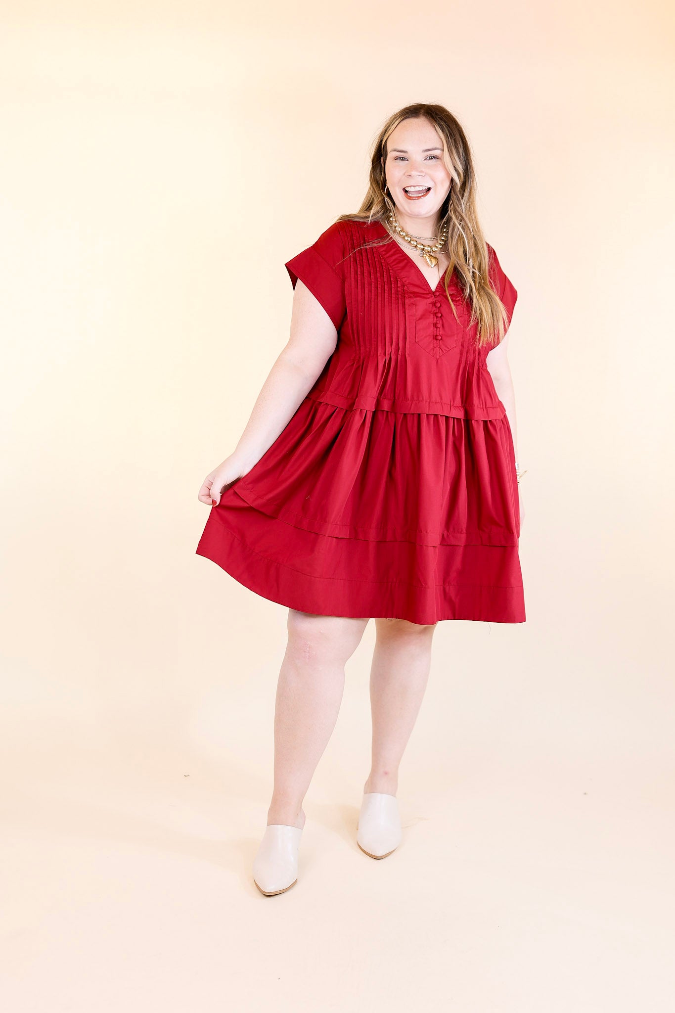 Dainty Details Short Sleeve Dress with Pleated Detailing in Maroon