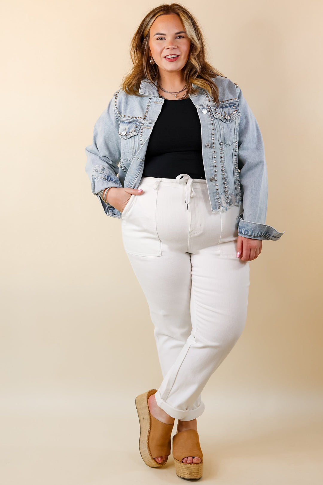 Judy Blue | Keep It A Secret Relaxed Pull on Jean Joggers with Cuffed Hem in White Wash
