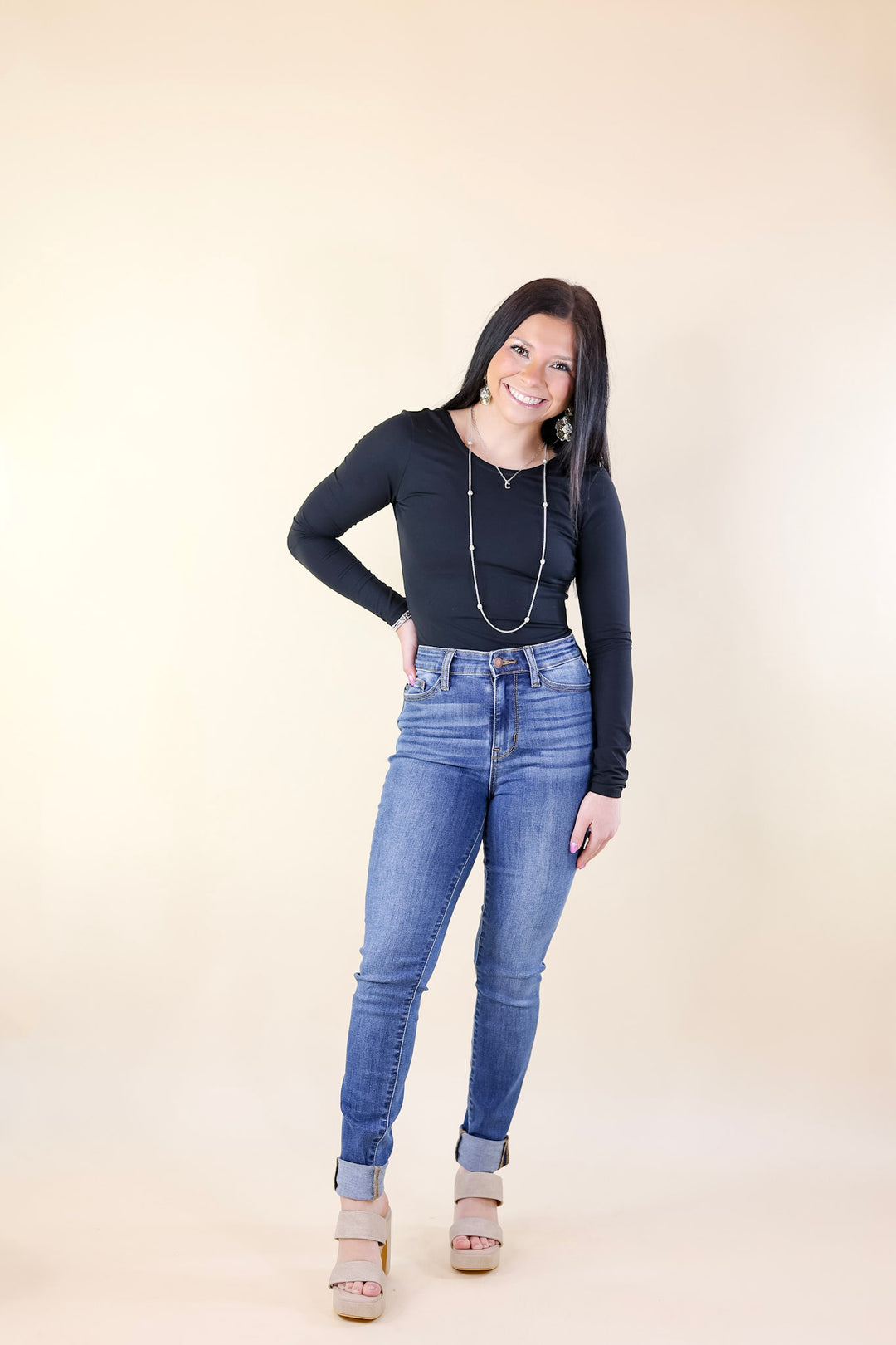 Judy Blue | Signature Stride Cuffed Hem Skinny Jeans in Medium Wash - Giddy Up Glamour Boutique