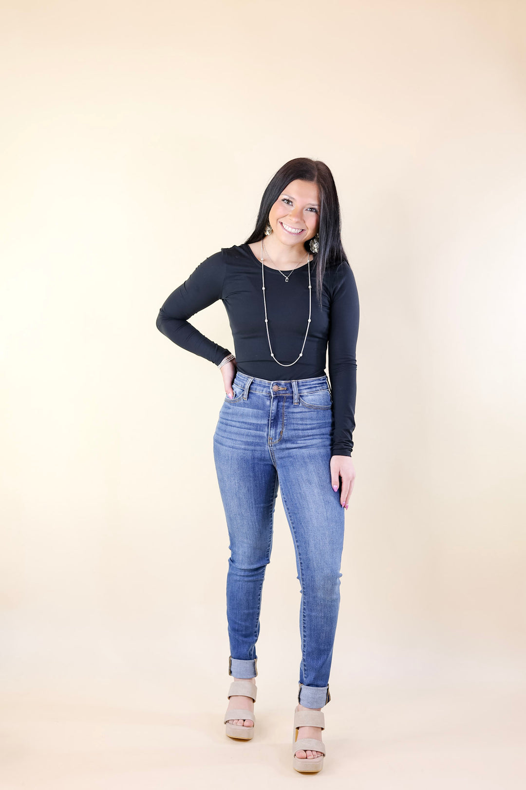 Judy Blue | Signature Stride Cuffed Hem Skinny Jeans in Medium Wash - Giddy Up Glamour Boutique
