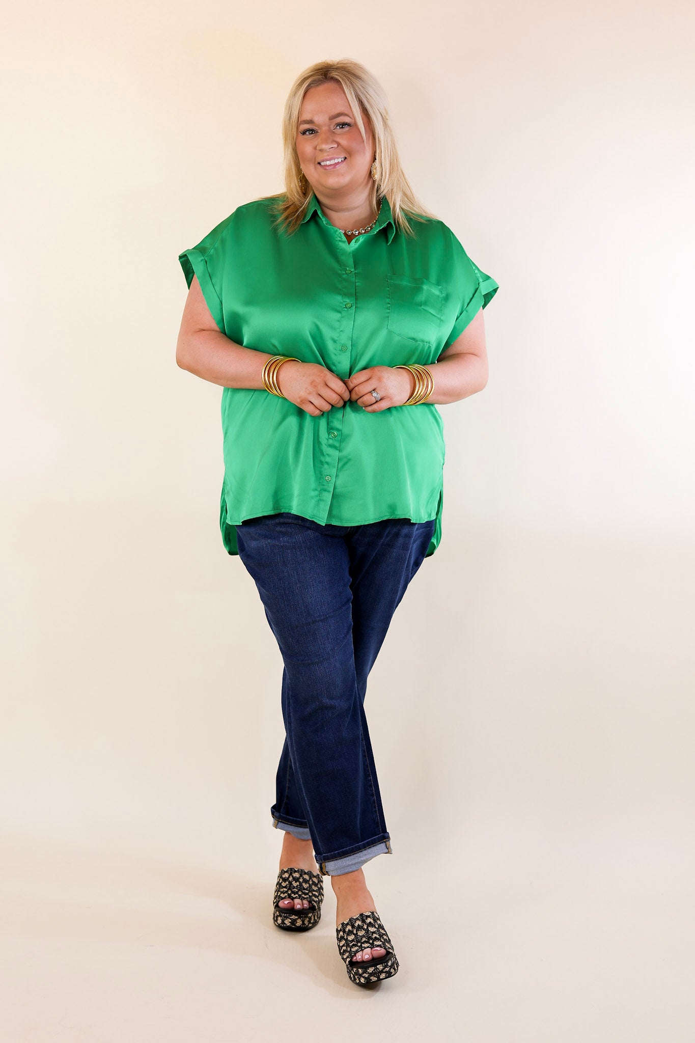 Free To Be Fab Button Up Short Sleeve Top in Green