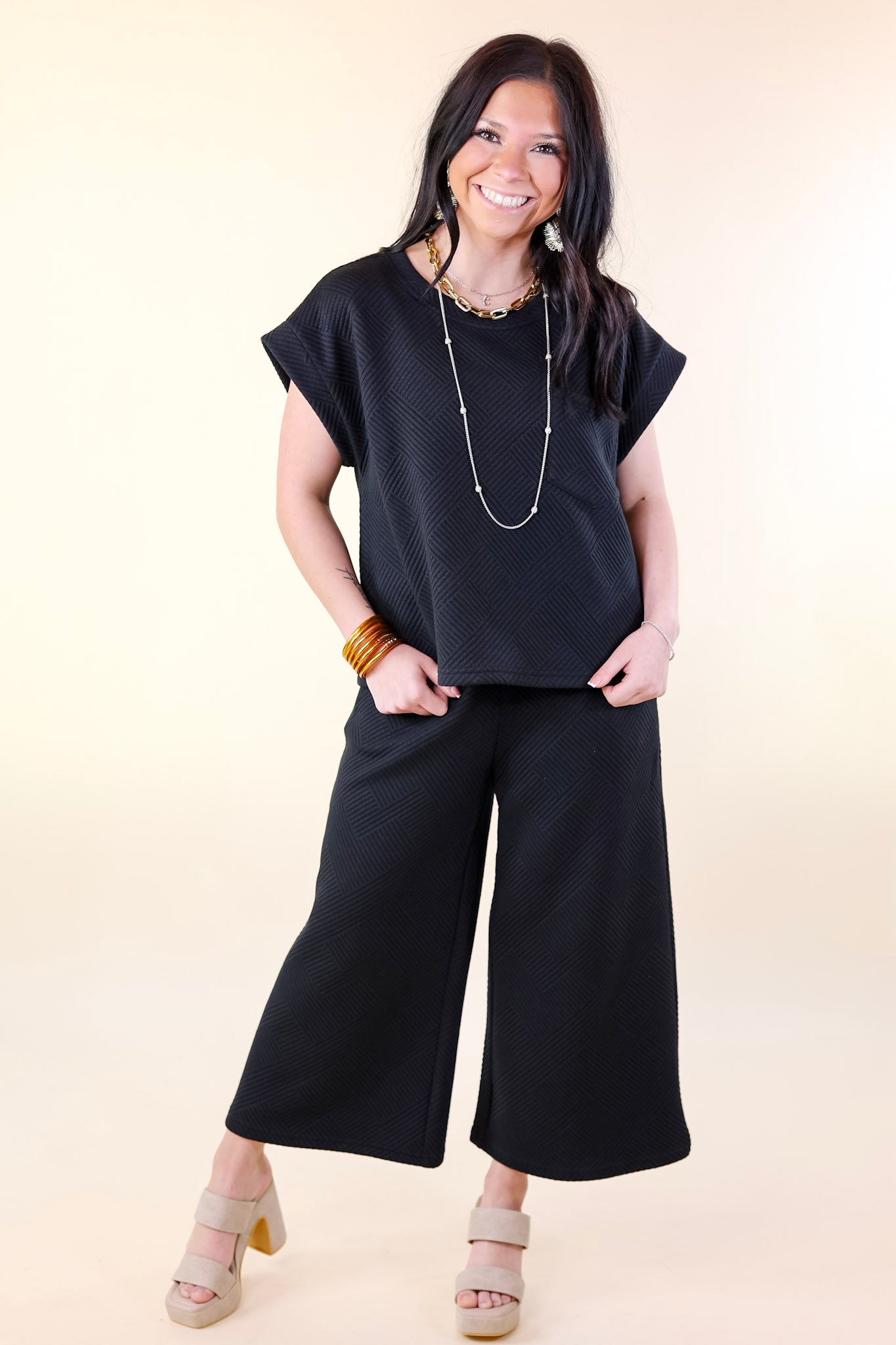 Glamour on the Go Textured Wide Leg Pant in Black - Giddy Up Glamour Boutique