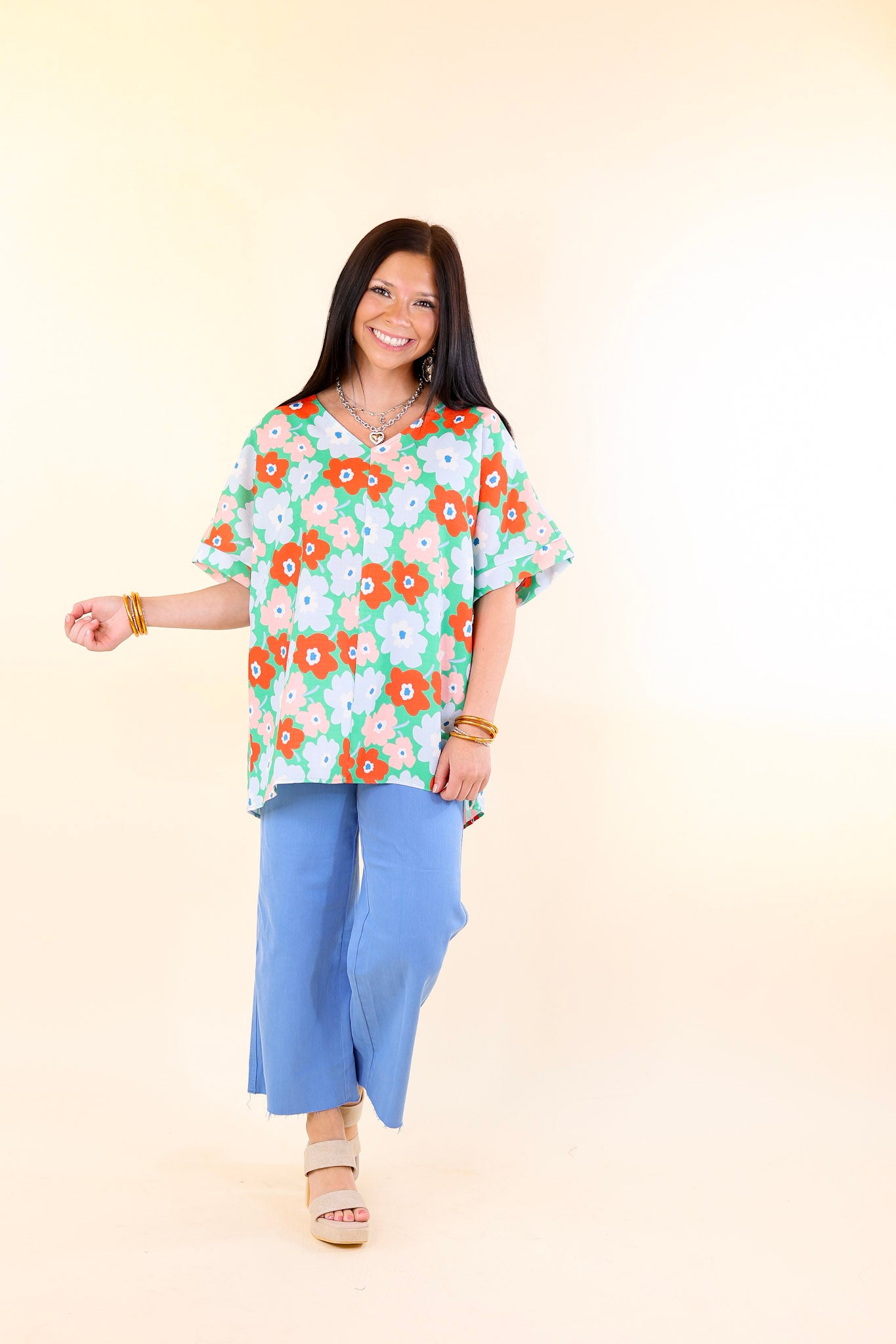 Sunny Refresh Floral V Neck Top in Green Mix