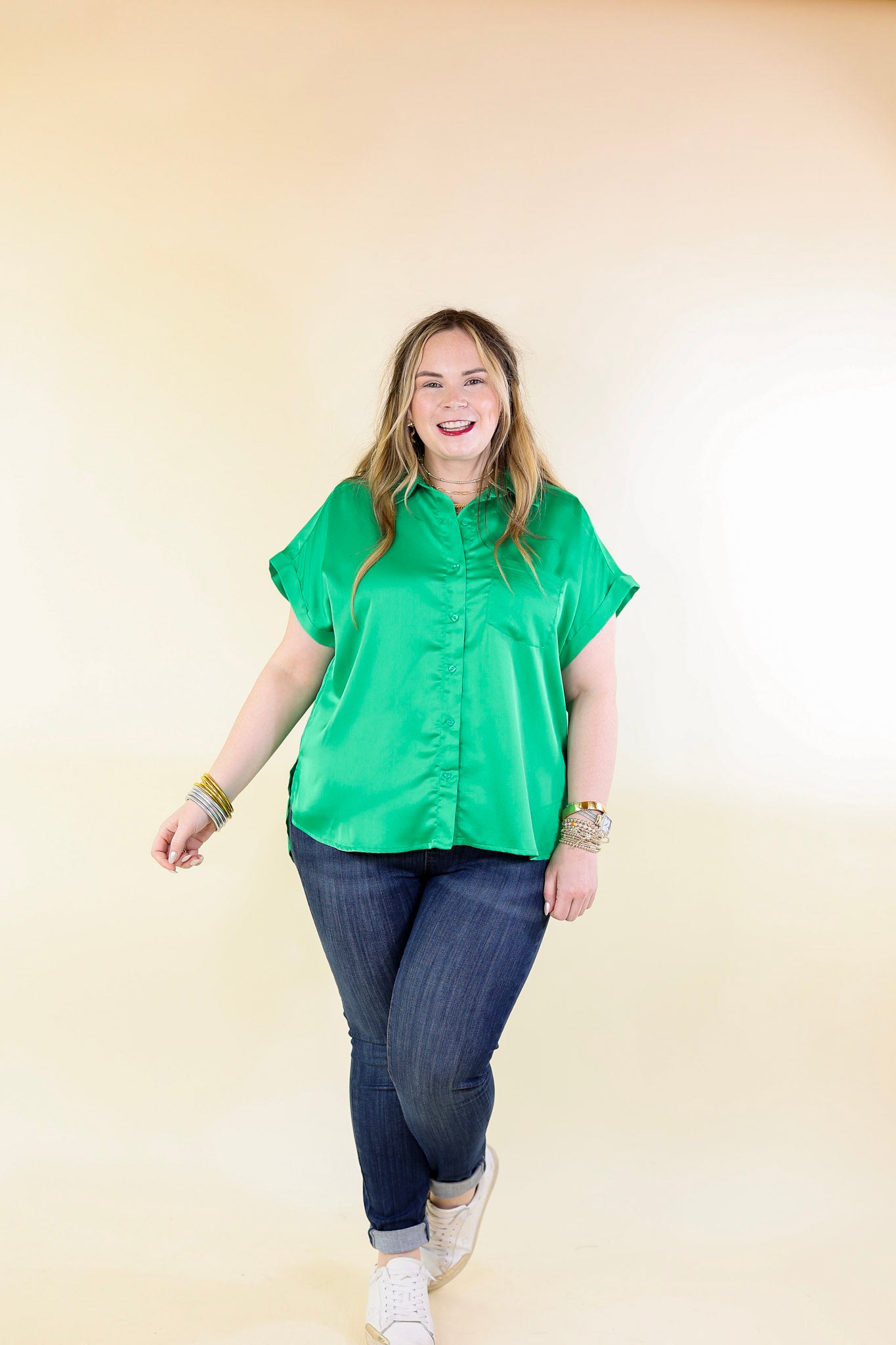 Free To Be Fab Button Up Short Sleeve Top in Green