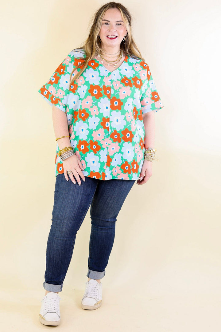 Sunny Refresh Floral V Neck Top in Green Mix