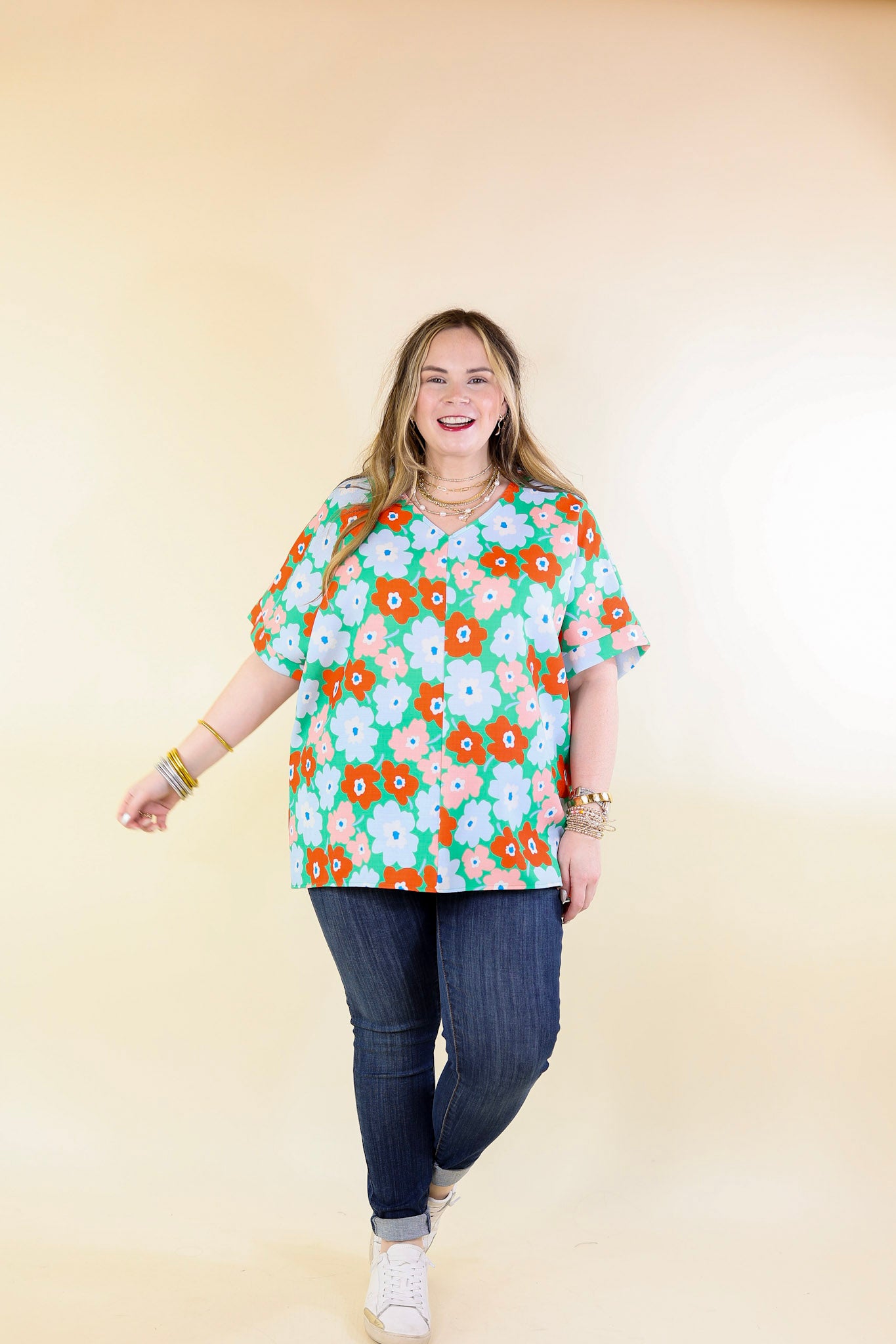 Sunny Refresh Floral V Neck Top in Green Mix