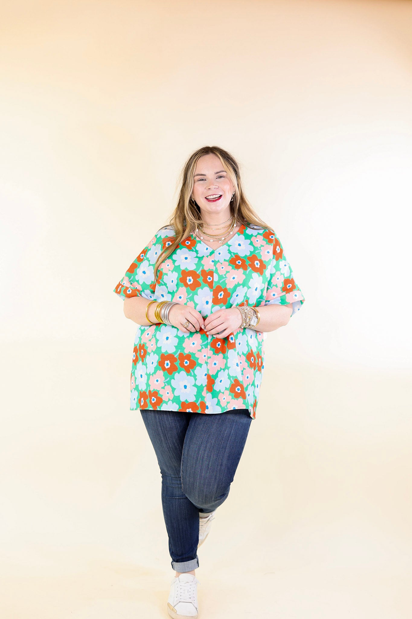 Sunny Refresh Floral V Neck Top in Green Mix