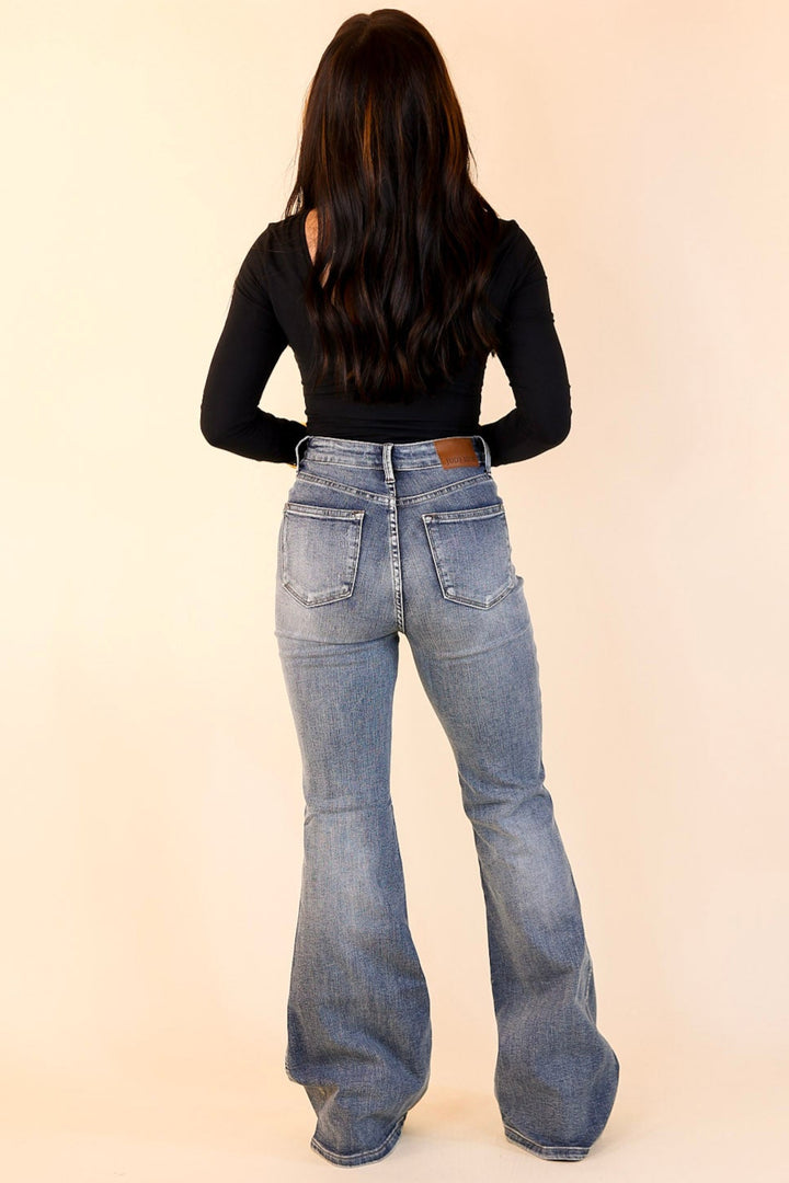 Last Chance Size 13, 20W & 22W | Judy Blue | Modern Muse Tummy Control Flare Jean in Contrast Dark Wash