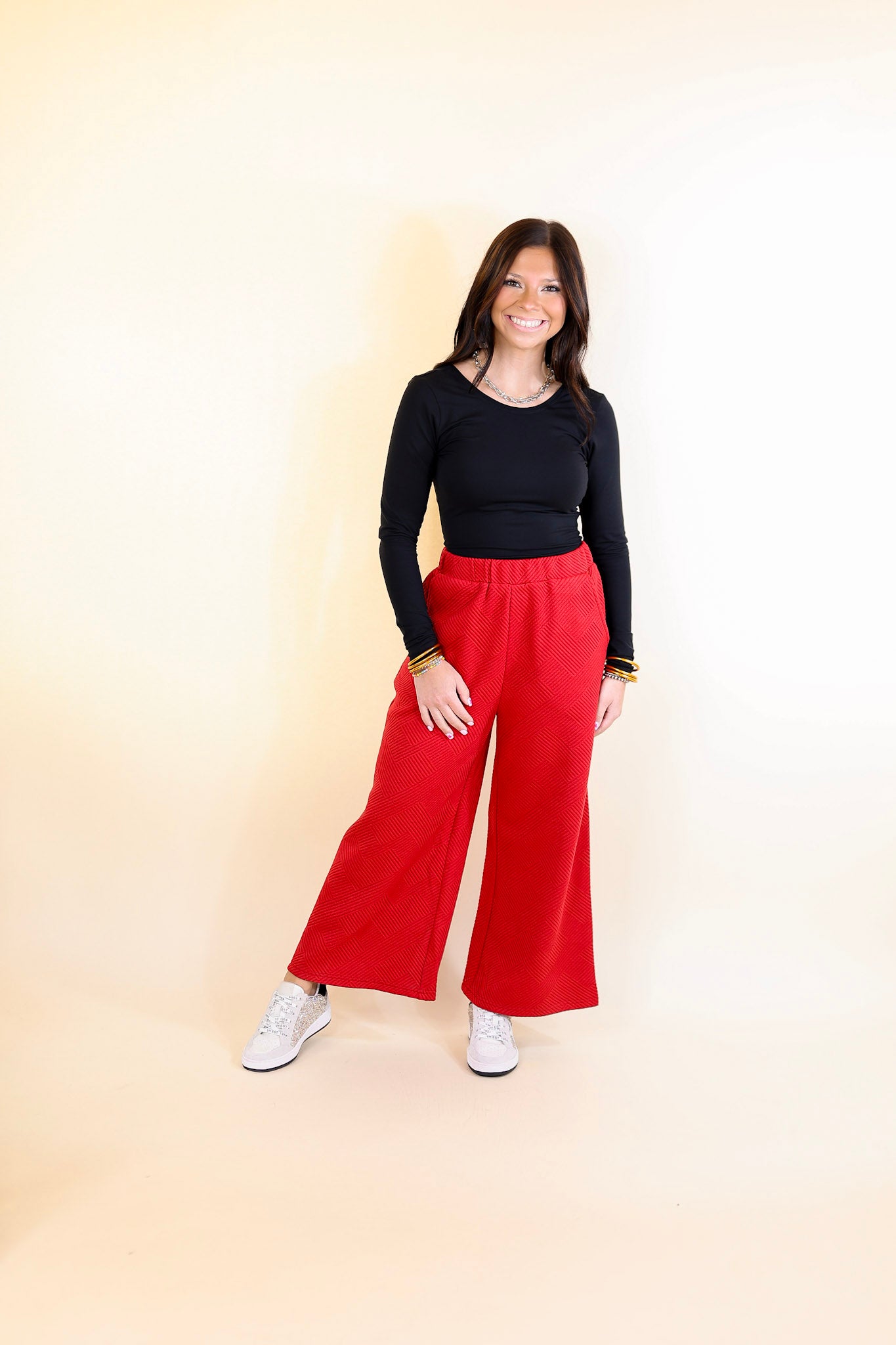 Glamour on the Go Textured Wide Leg Pant in Scarlet Red