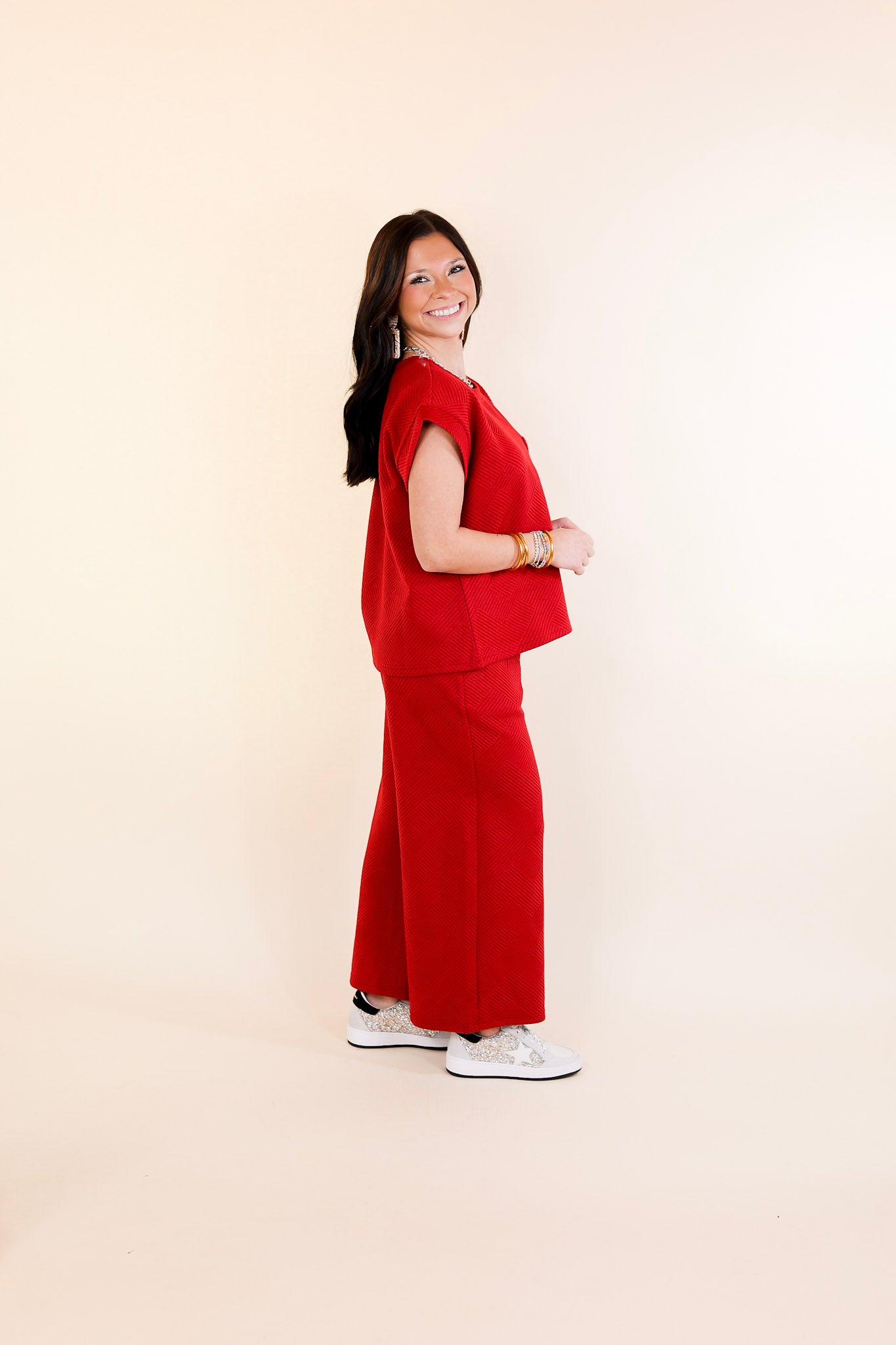 Glamour on the Go Textured Top with Pocket in Scarlet Red