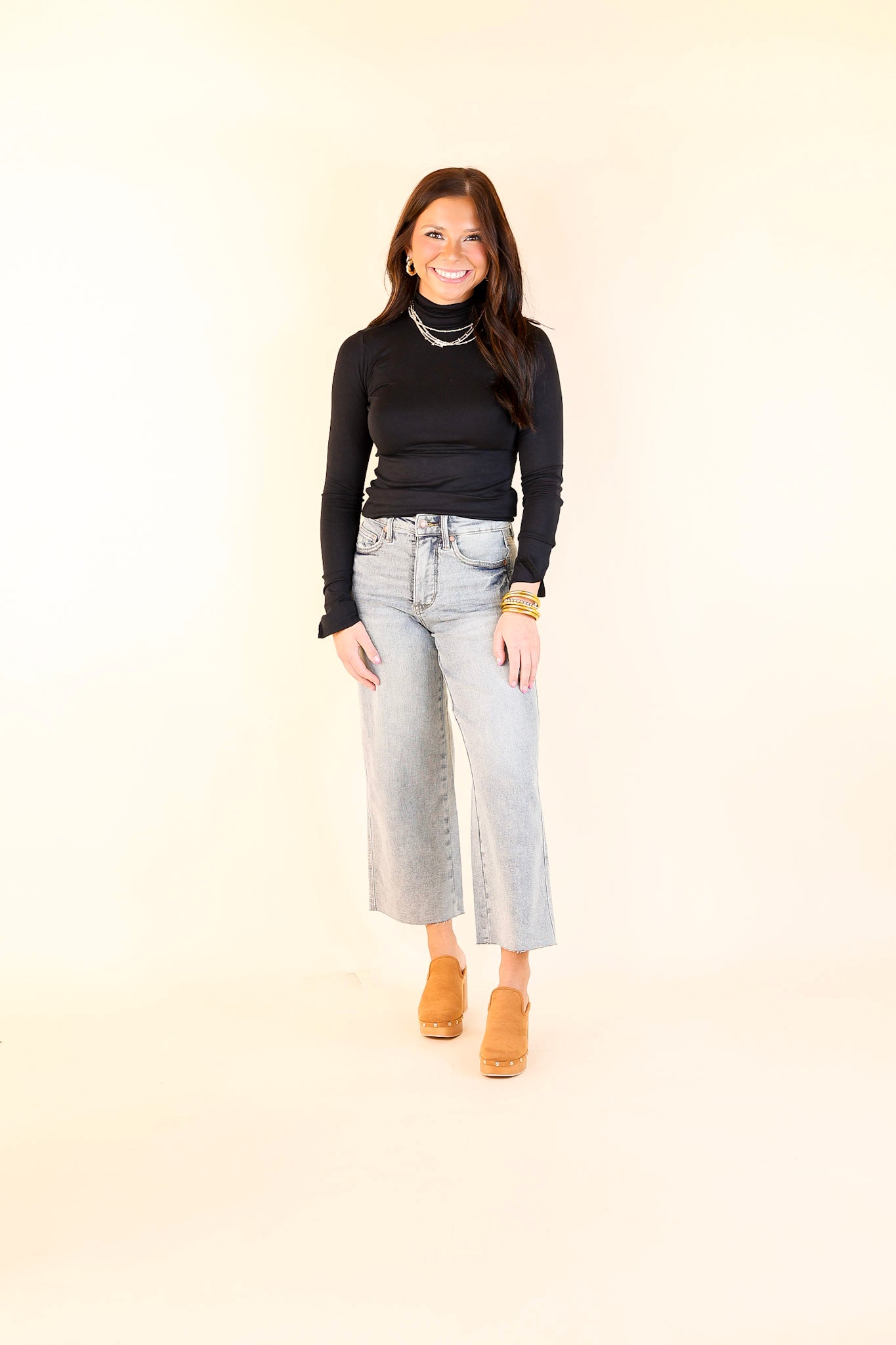 Judy Blue | Casual Confidence Mid Rise Tummy Control Cropped Wide Leg Jean with Raw Hem in Light Wash