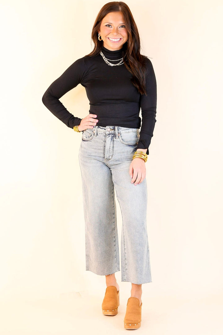 Judy Blue | Casual Confidence Tummy Control Cropped Wide Leg Jean with Raw Hem in Light Wash