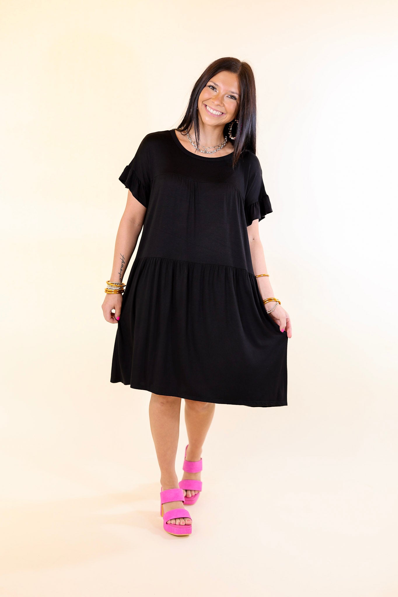 Gorgeous Girly Ruffle Sleeve Tiered Dress in Black