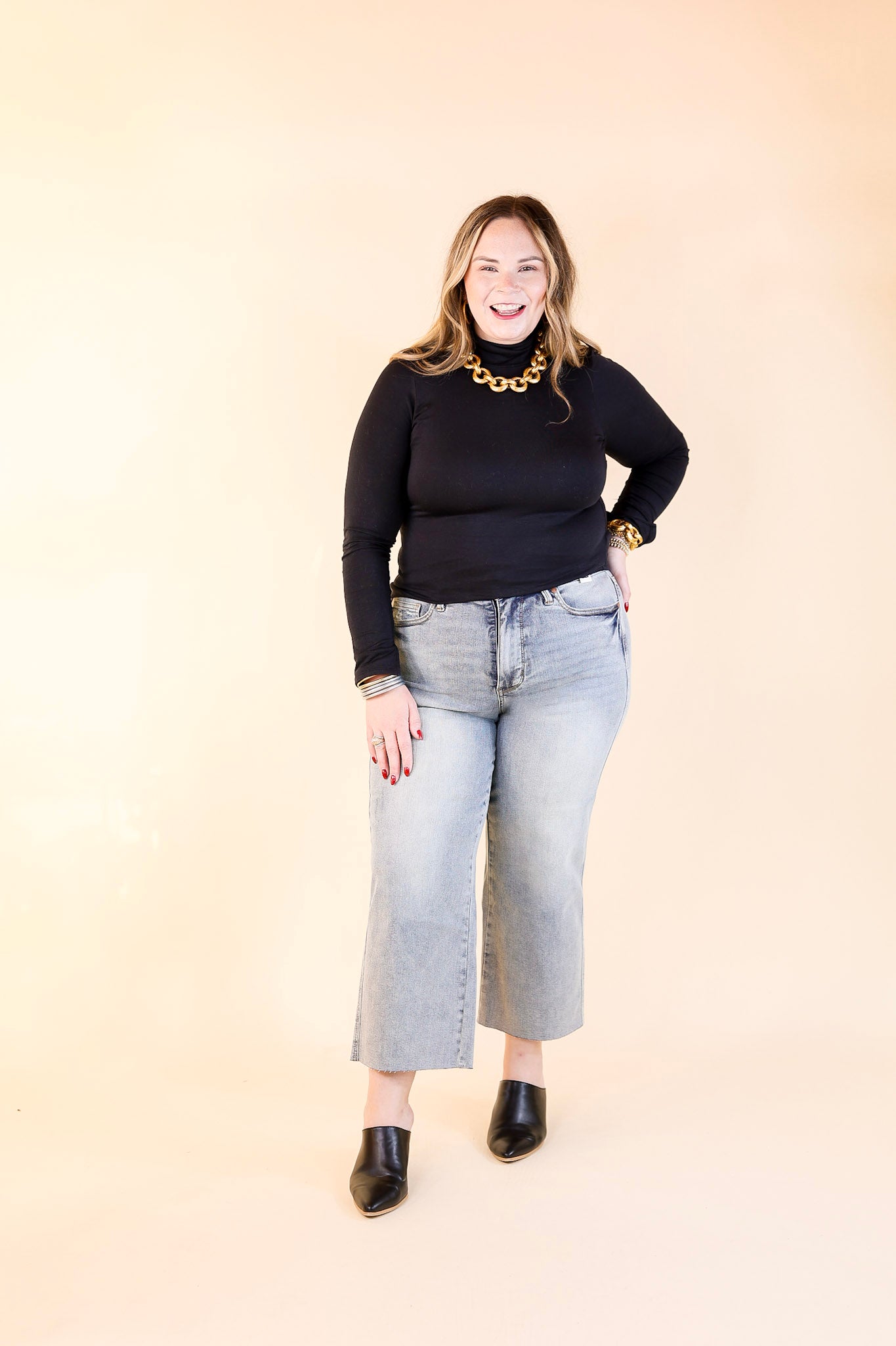 Judy Blue | Casual Confidence Mid Rise Tummy Control Cropped Wide Leg Jean with Raw Hem in Light Wash