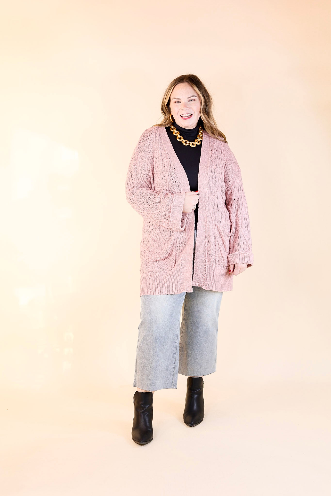 Fashionable Comfort Knit Cardigan with Pockets in Mauve