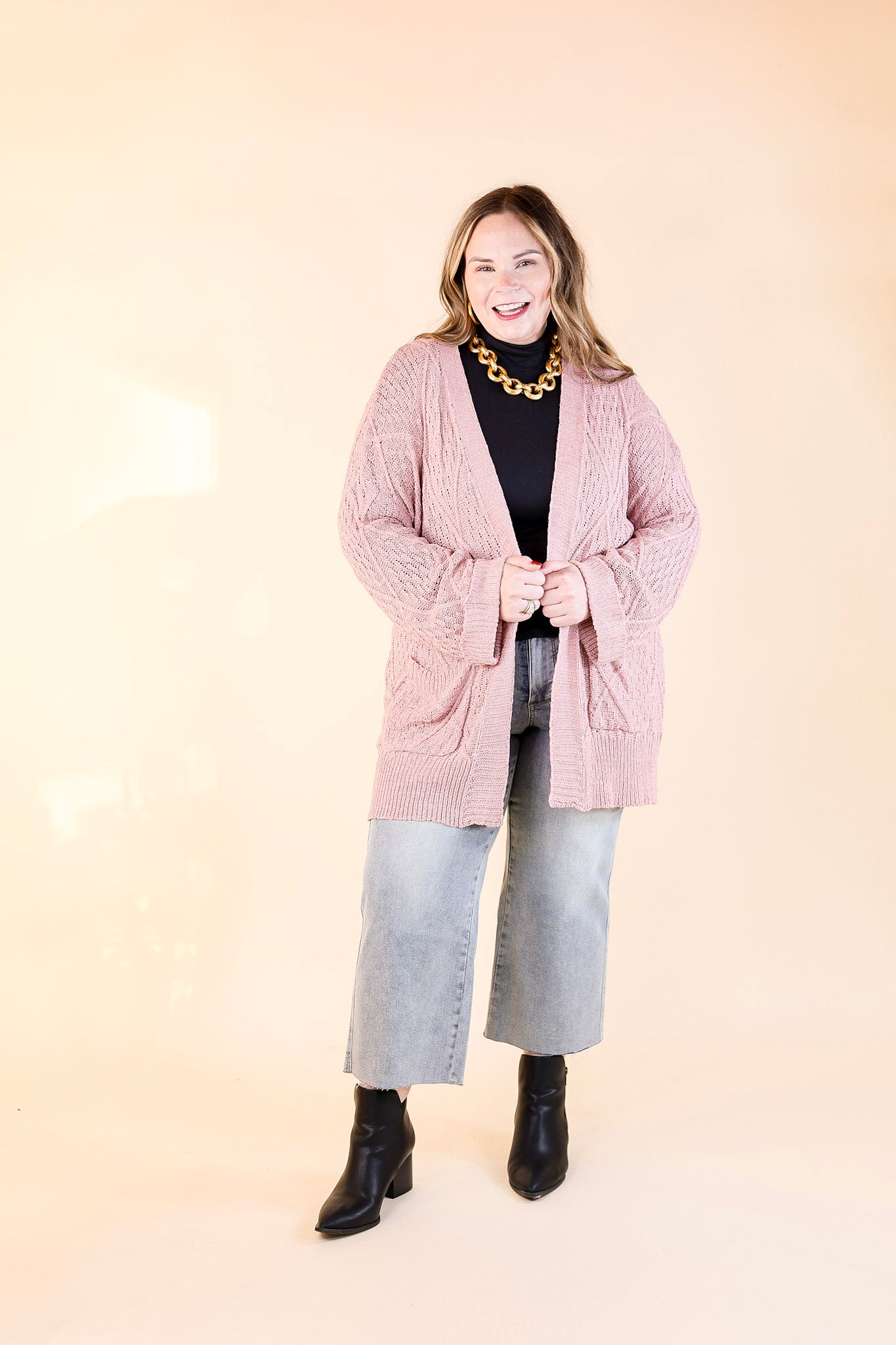 Fashionable Comfort Knit Cardigan with Pockets in Mauve