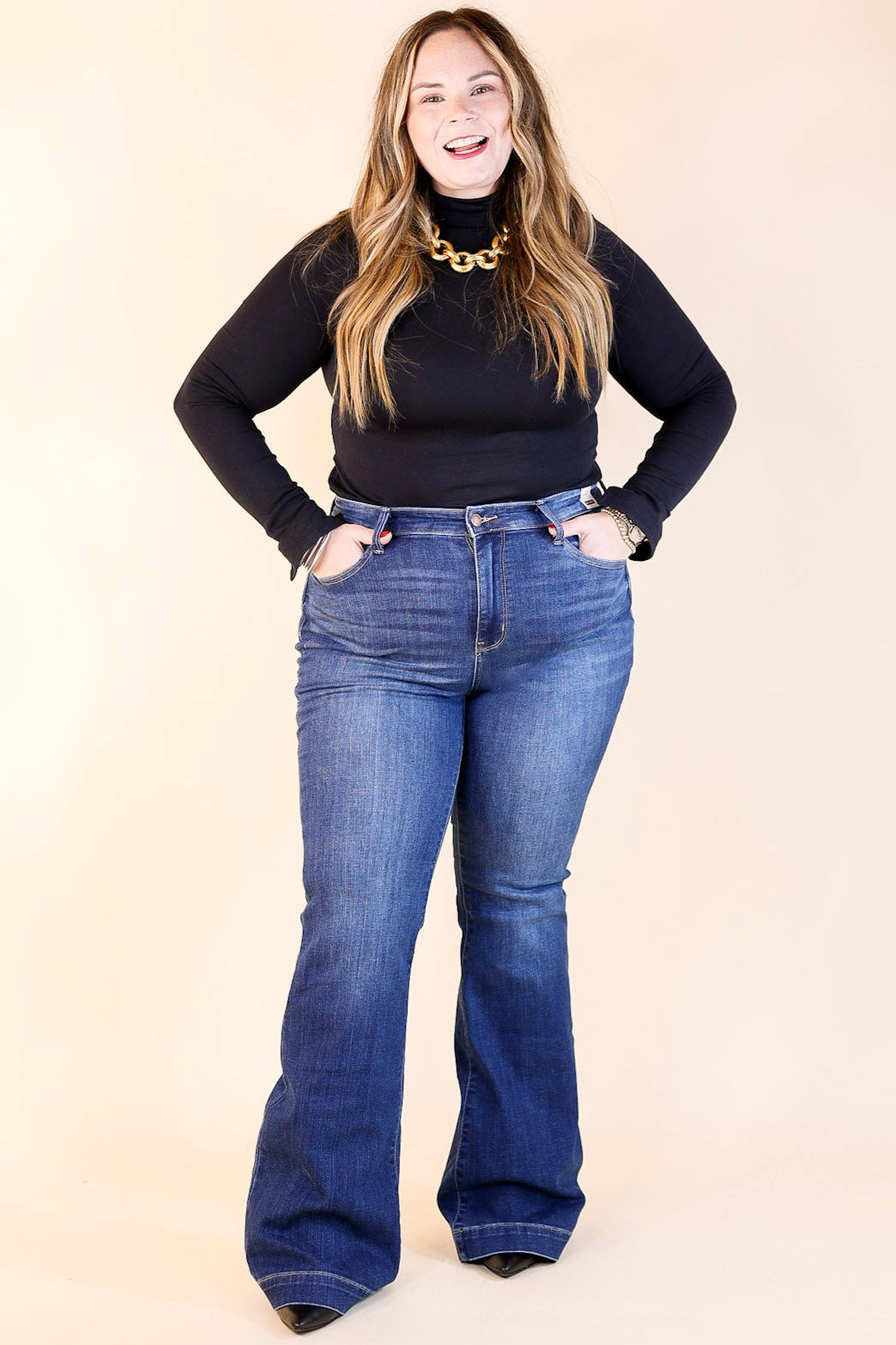 Judy Blue | On the Move Wide Hem Flare Jean in Medium Wash