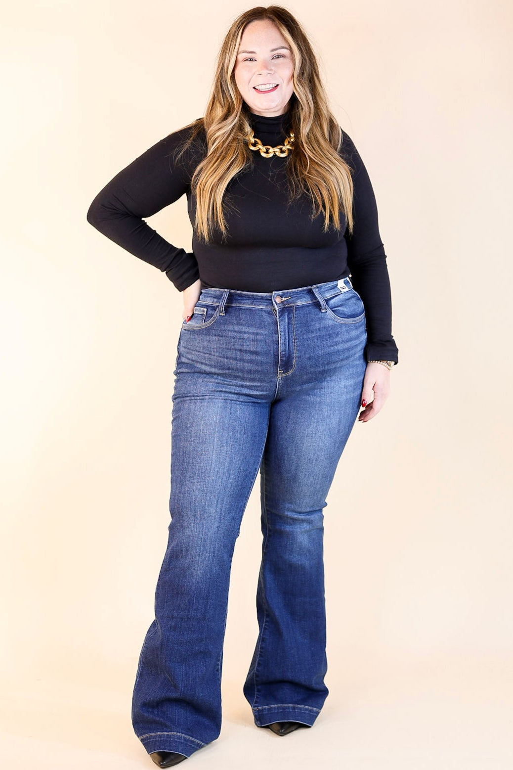 Judy Blue | On the Move Wide Hem Flare Jean in Medium Wash