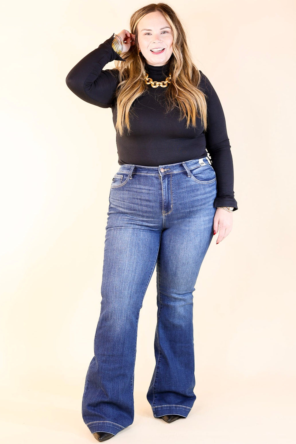 Judy Blue | On the Move Wide Hem Flare Jean in Medium Wash