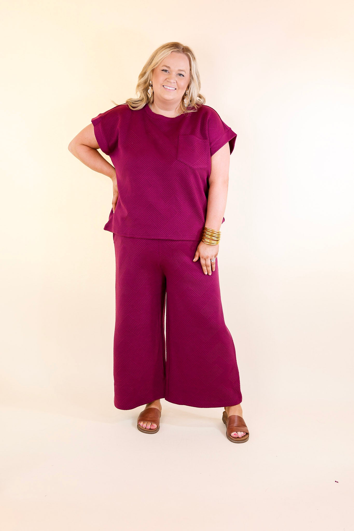 Glamour on the Go Textured Top with Pocket in Plum Purple