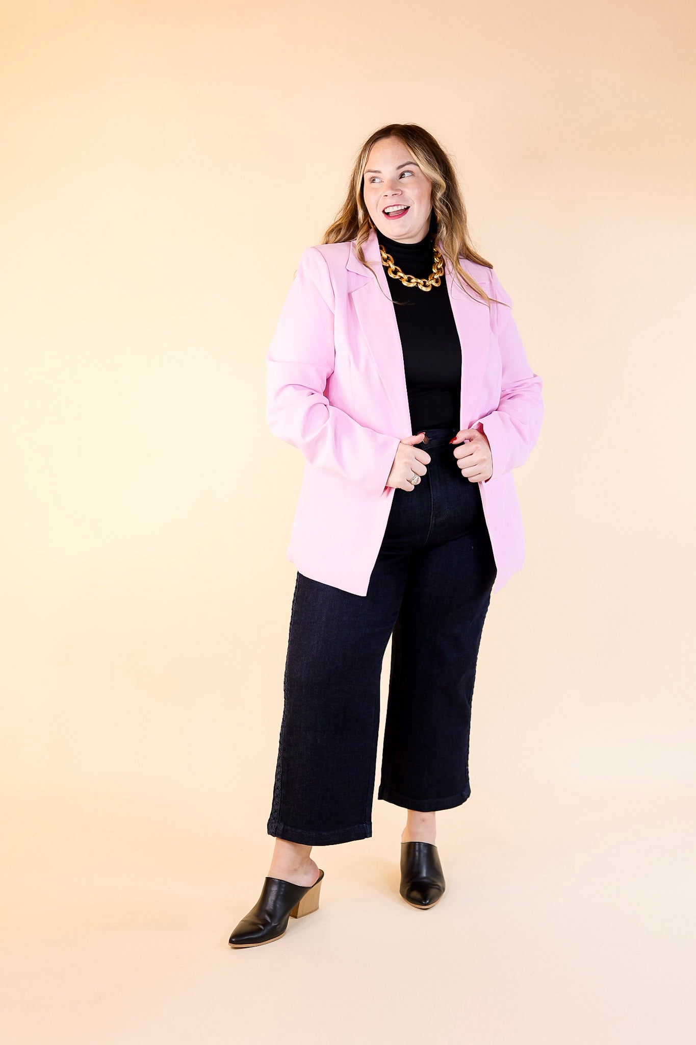 Winning Awards Long Sleeve Blazer in Light Pink