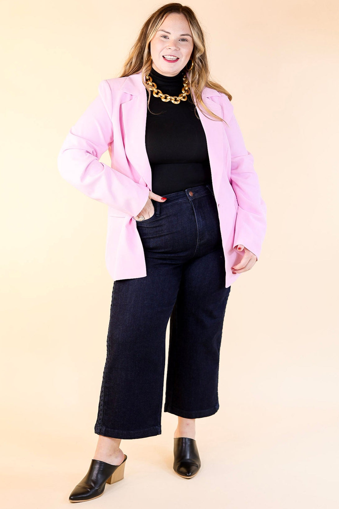 Winning Awards Long Sleeve Blazer in Light Pink