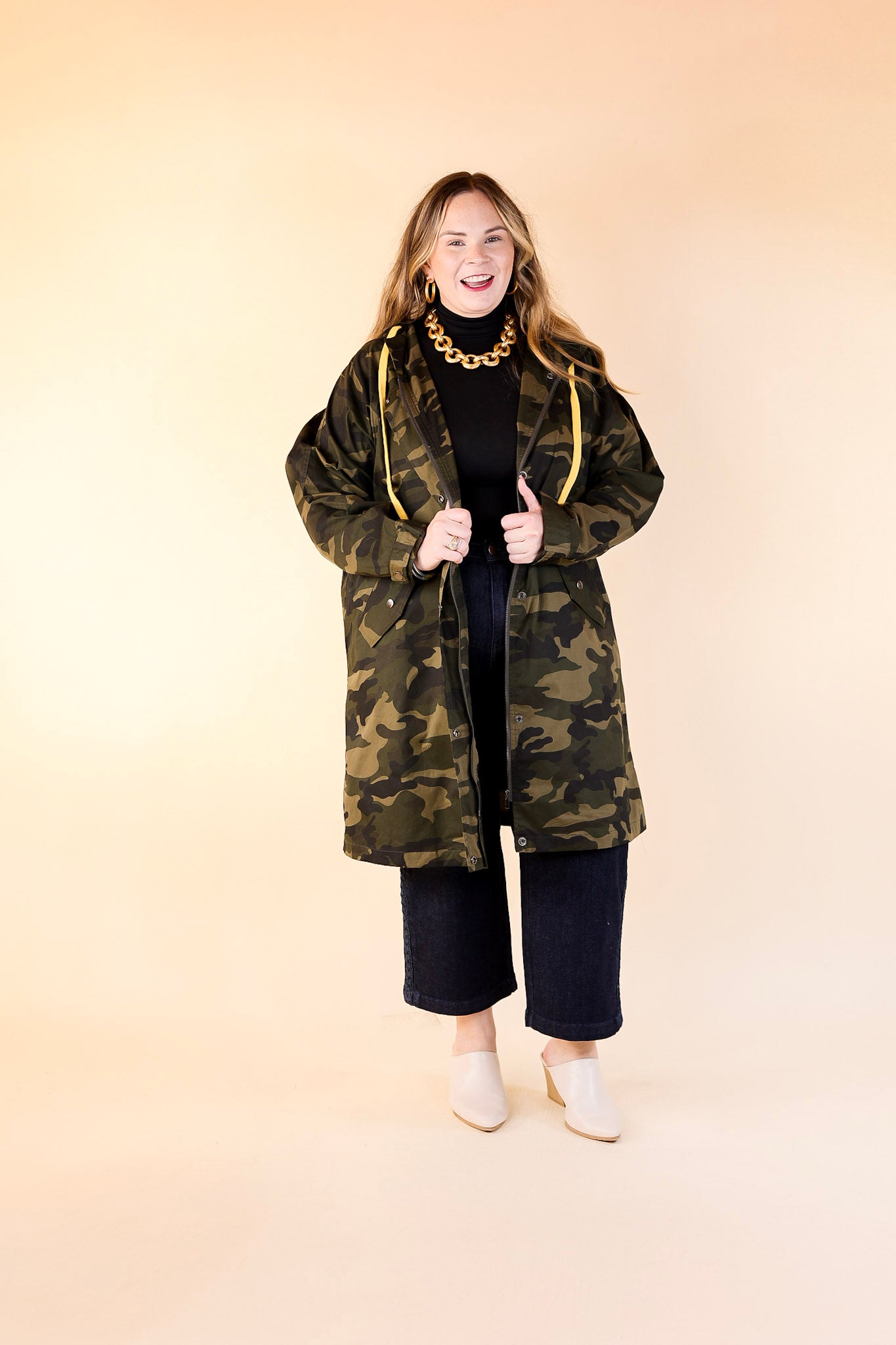 Windy City Long Jacket with Hood in Camouflage