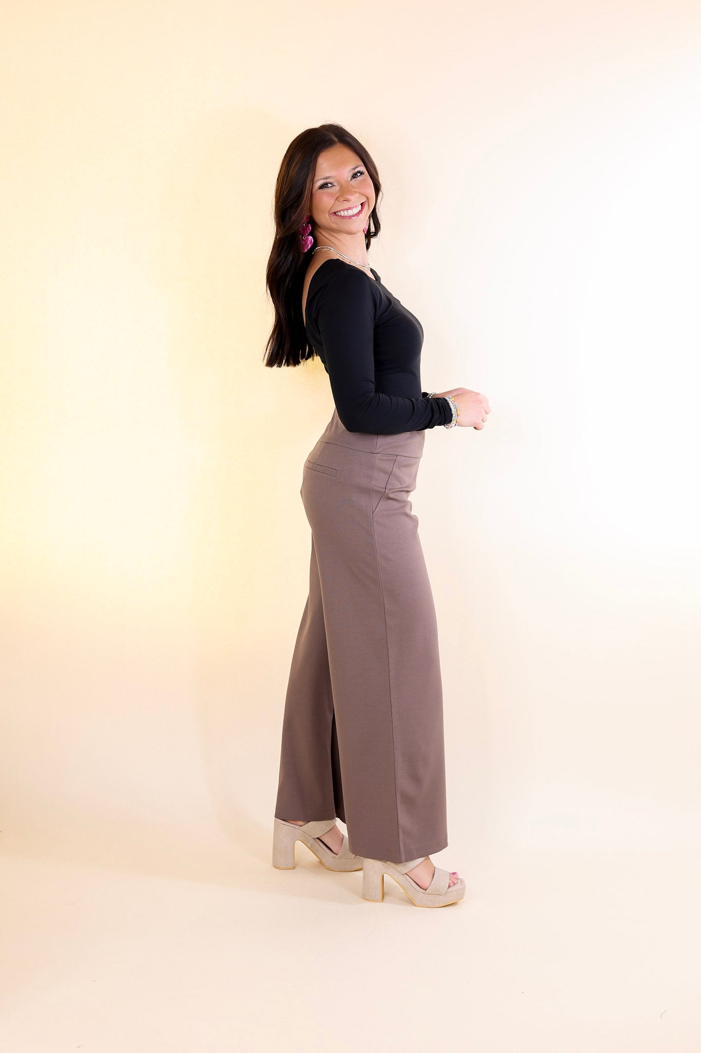 Confident Stride Cropped Wide Leg Pant in Dark Mocha Brown