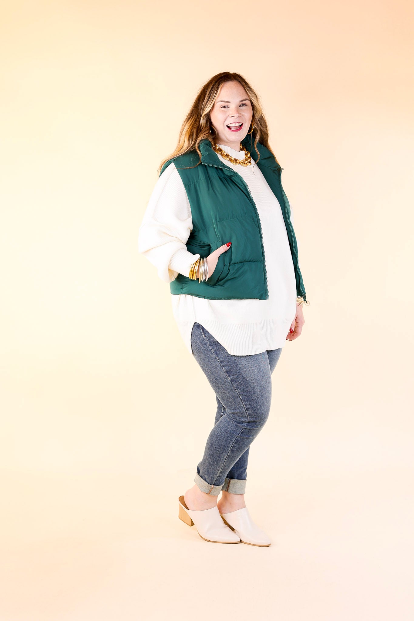 Whispering Pines Puffer Vest in Hunter Green