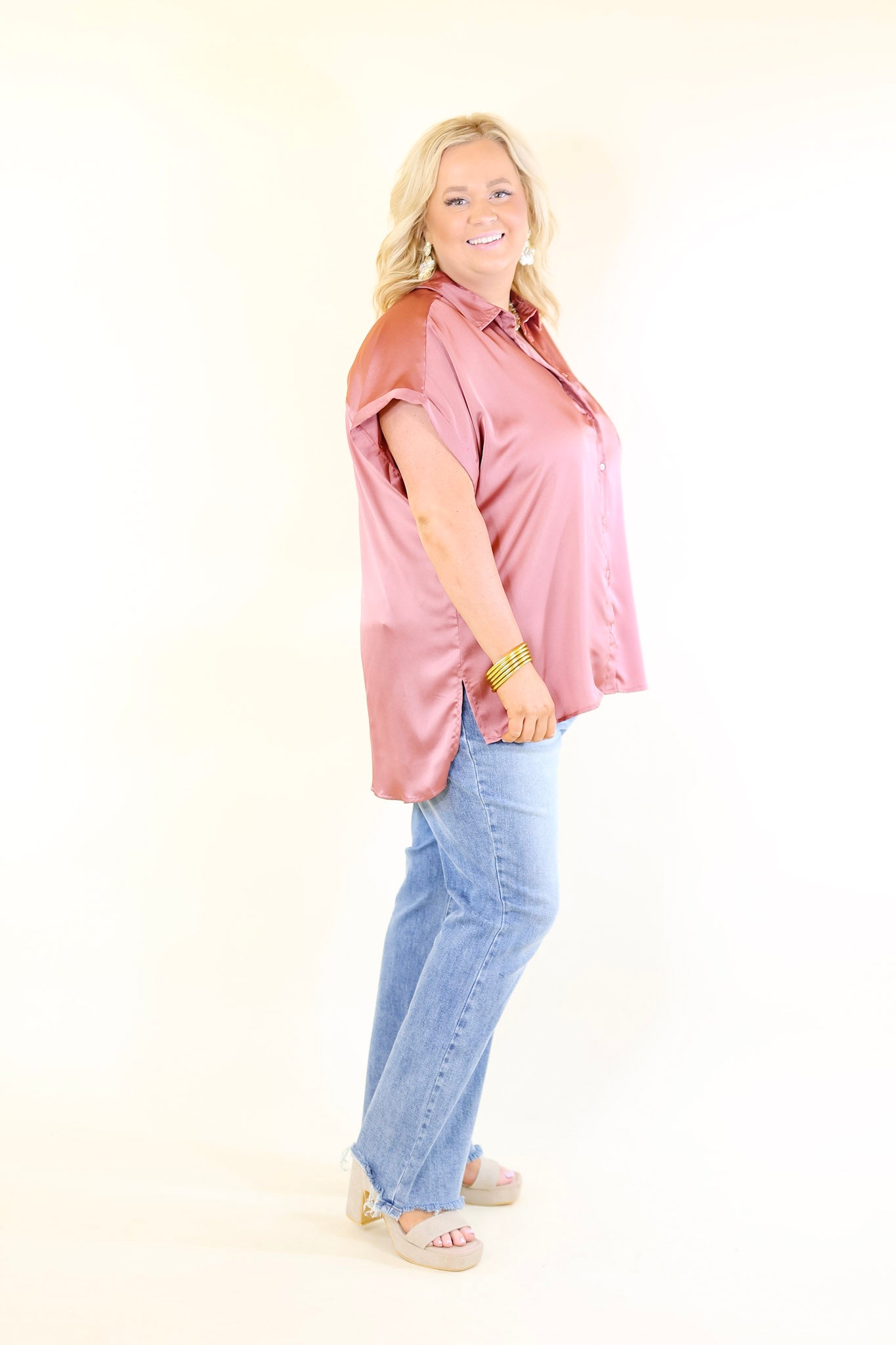 Free To Be Fab Button Up Short Sleeve Top in Mauve Pink