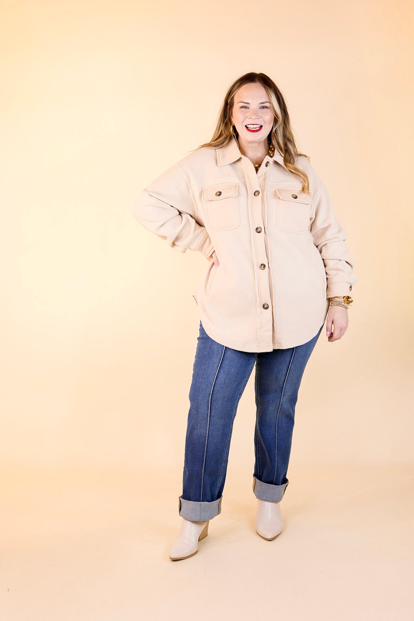 Hollywood Hike Button Up Fleece Jacket with Pockets in Cream