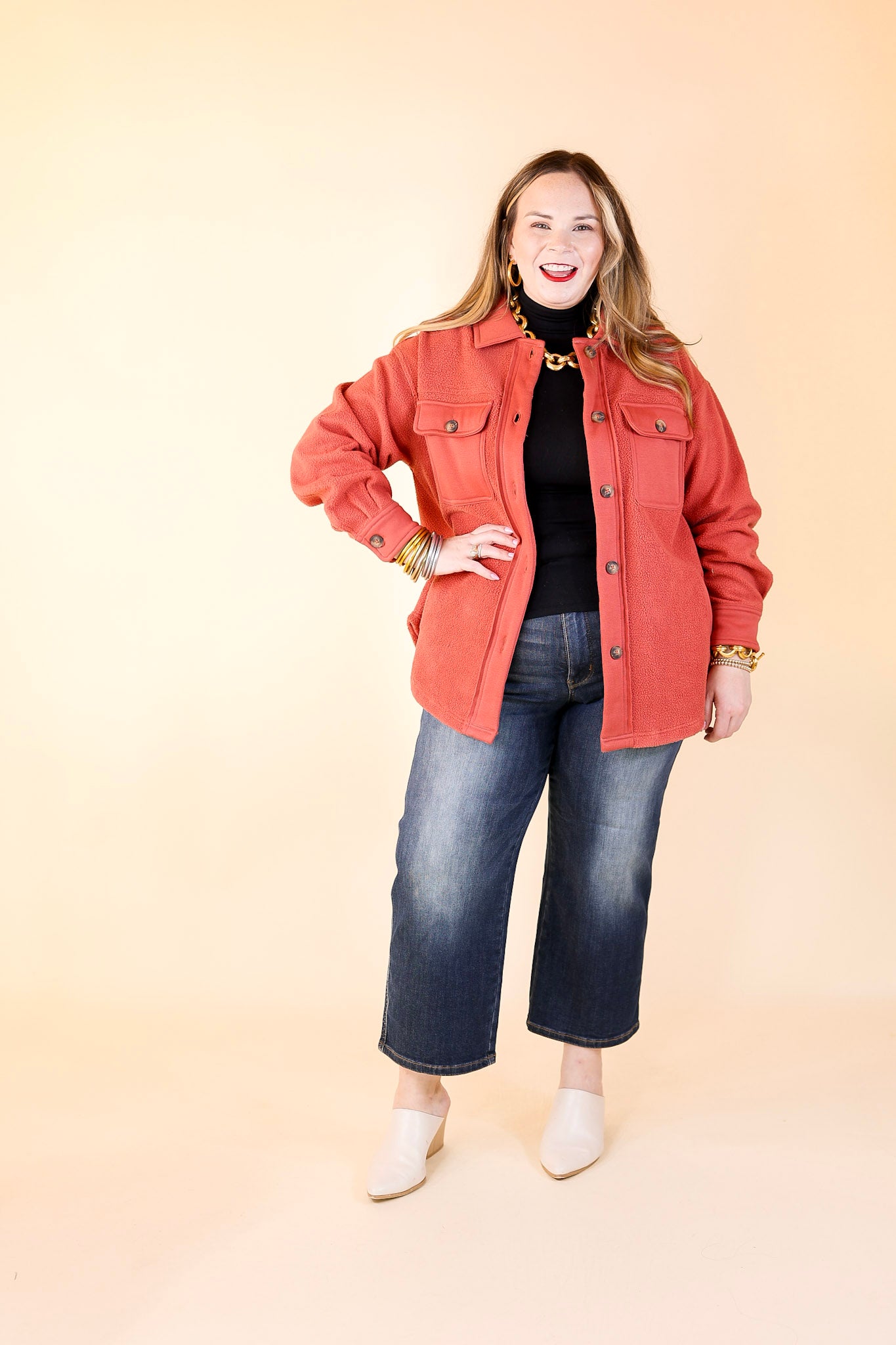 Hollywood Hike Button Up Fleece Jacket with Pockets in Clay Red