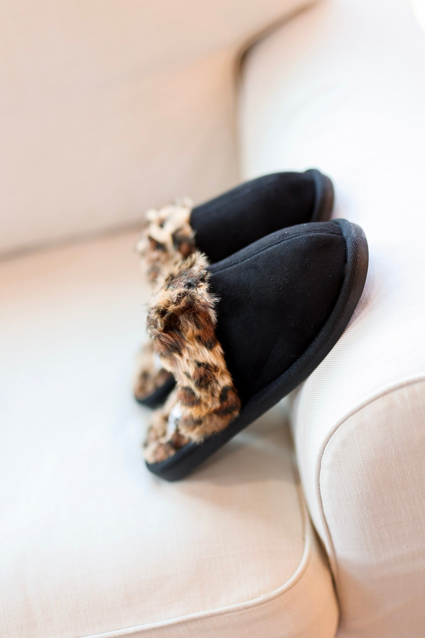 Corky's | Snooze Slide On Slippers with Leopard Furry Lining in Black