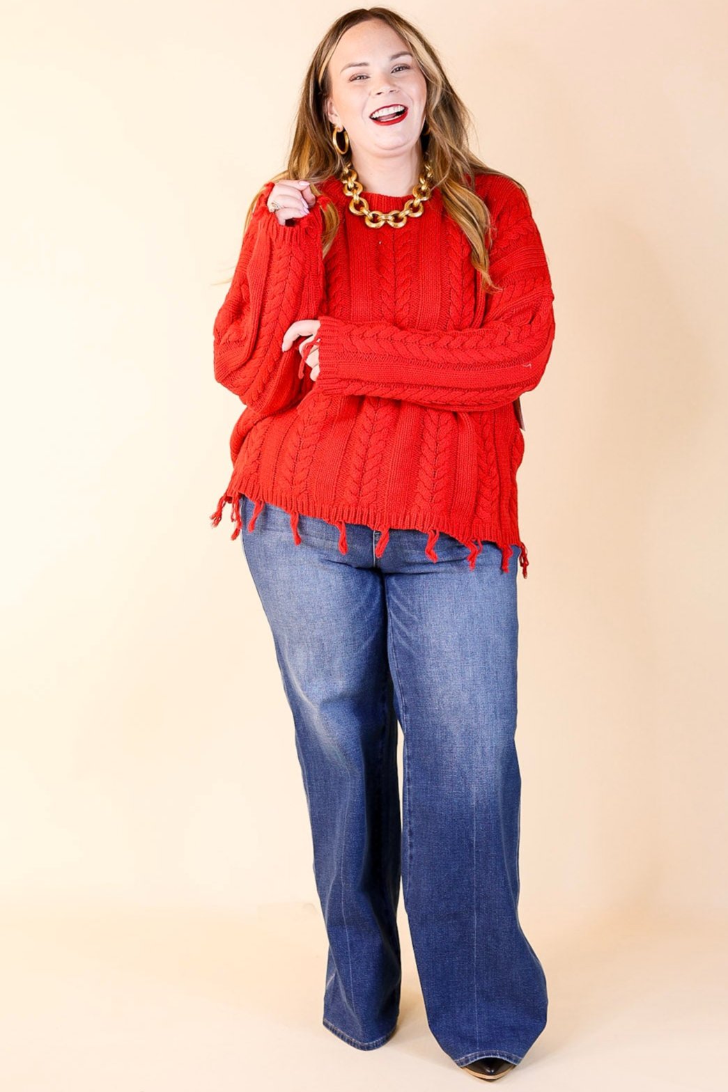 Ready Willing and Cable Knit Pullover Sweater with Frayed Hem in Red