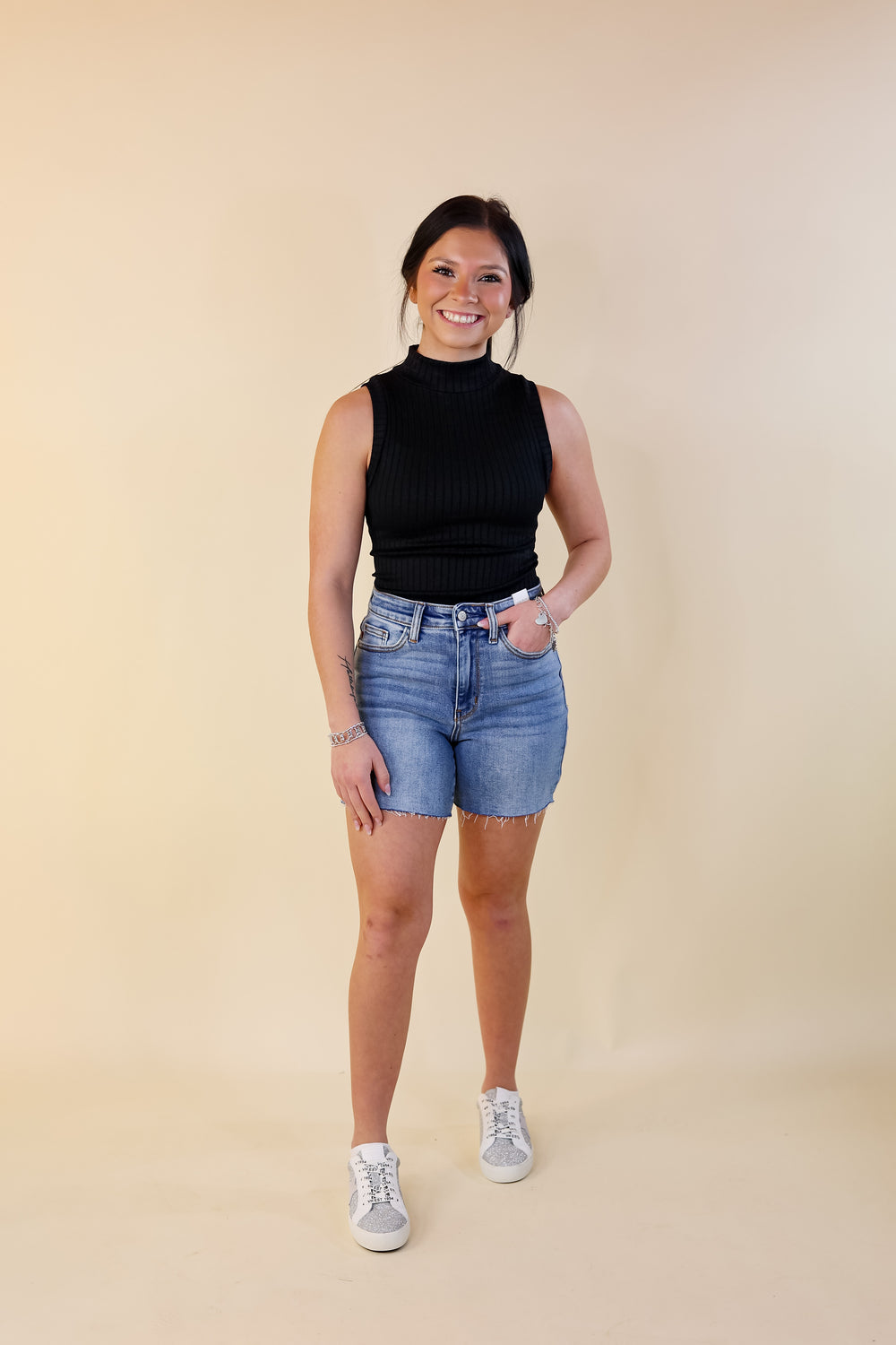 Judy Blue | Street Style Mid Thigh Shorts in Light Wash - Giddy Up Glamour Boutique